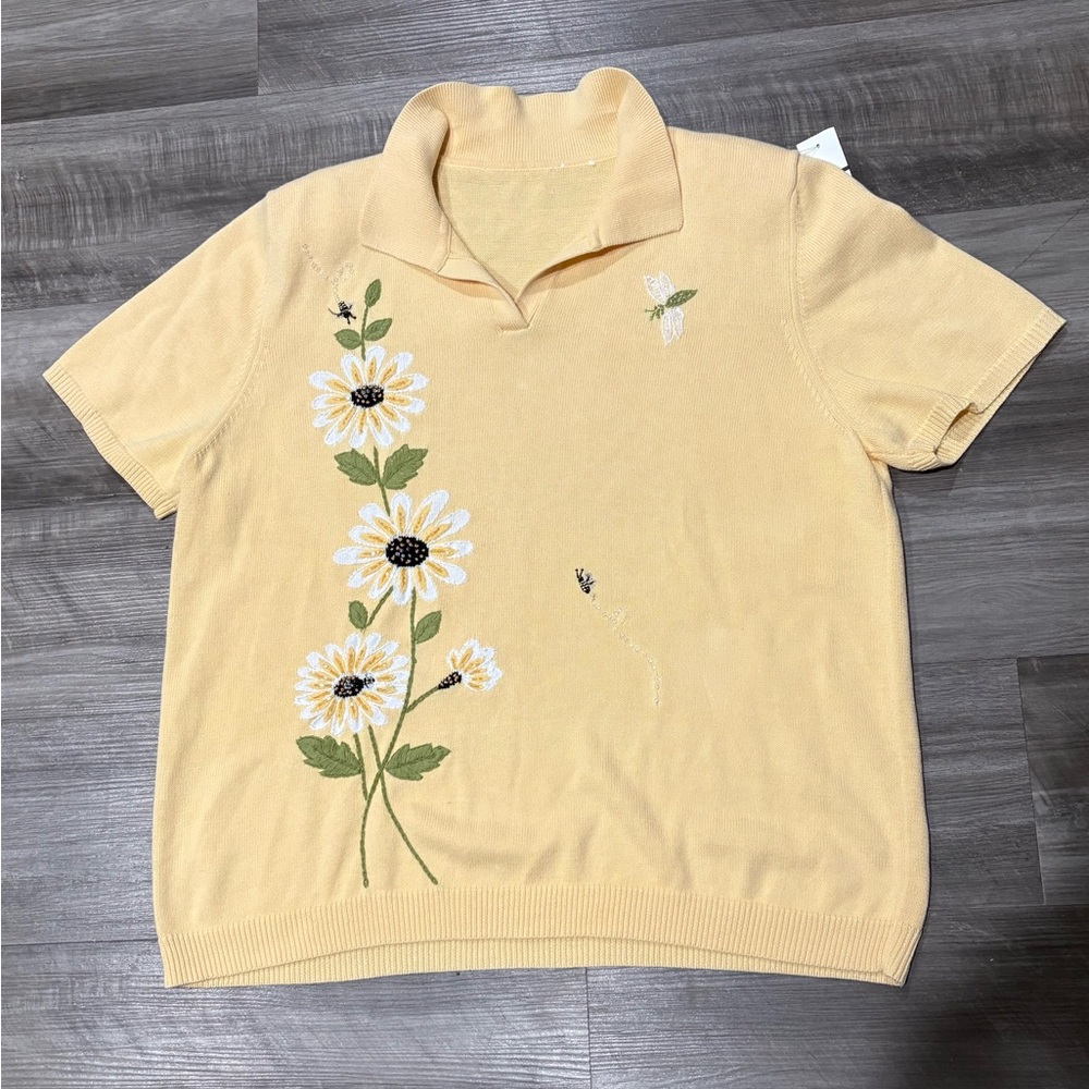 Alfred Dunner Daisy Embroidered Collared Knit Top – Yellow Short Sleeve Large